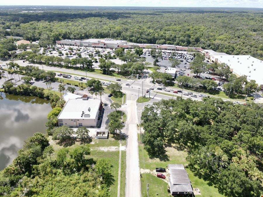 New Smyrna Beach- Lakefront Retail / Office / Mixed Use