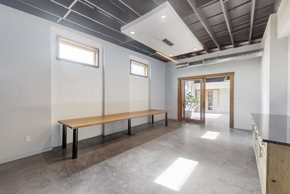 CLASS A LOS RANCHOS OFFICE/RETAIL SPACE