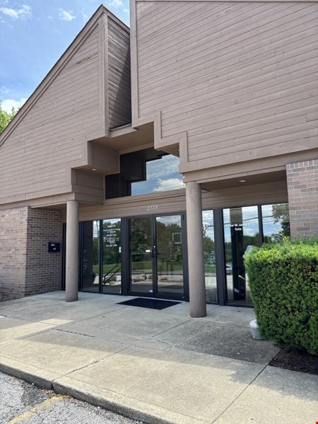 Preview of Office space for Sale at 555 W Schrock