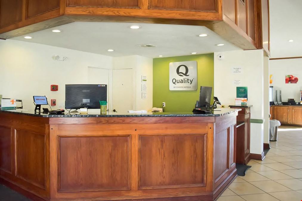 Quality Inn & Suites Garden of the Gods