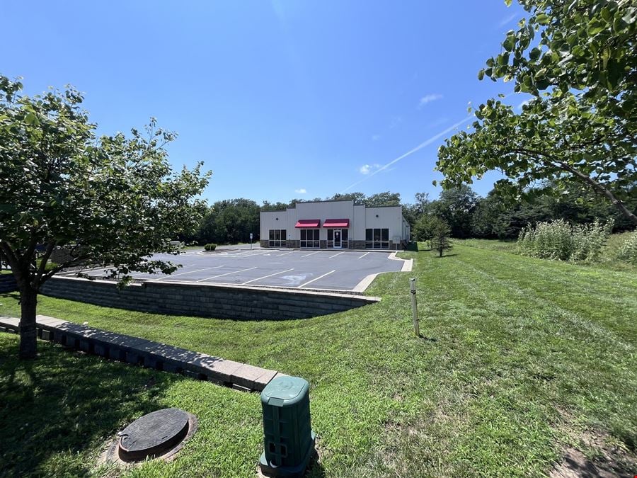 8576 N Green Hills Rd