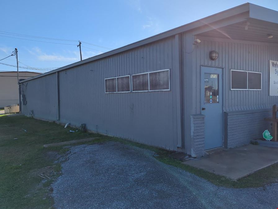 SOUTH HOUSTON TX WAREHOUSE- 1202 WASHINGTON