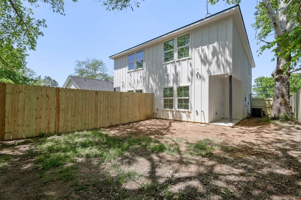 1310 E Alamo St