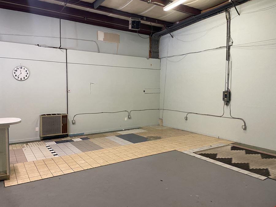 Industrial/Flex Space for Lease