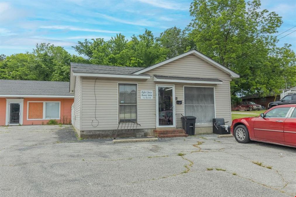 1125 E. College St