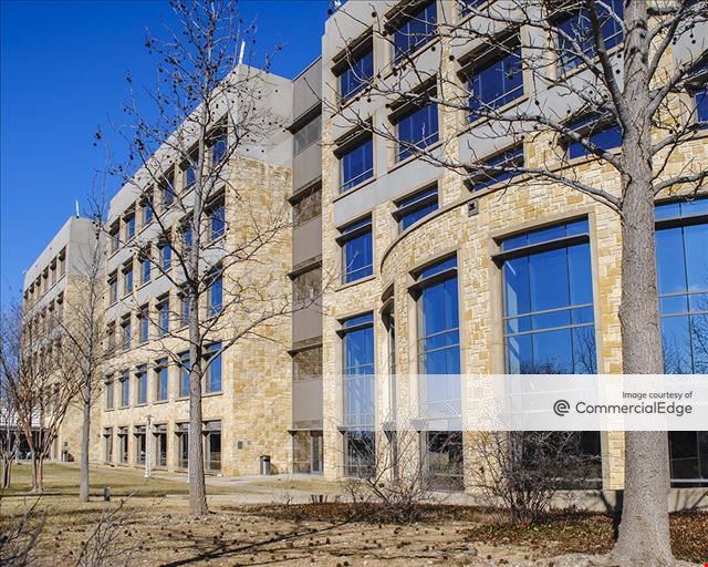 Kirkwood Oaks - Bldg A