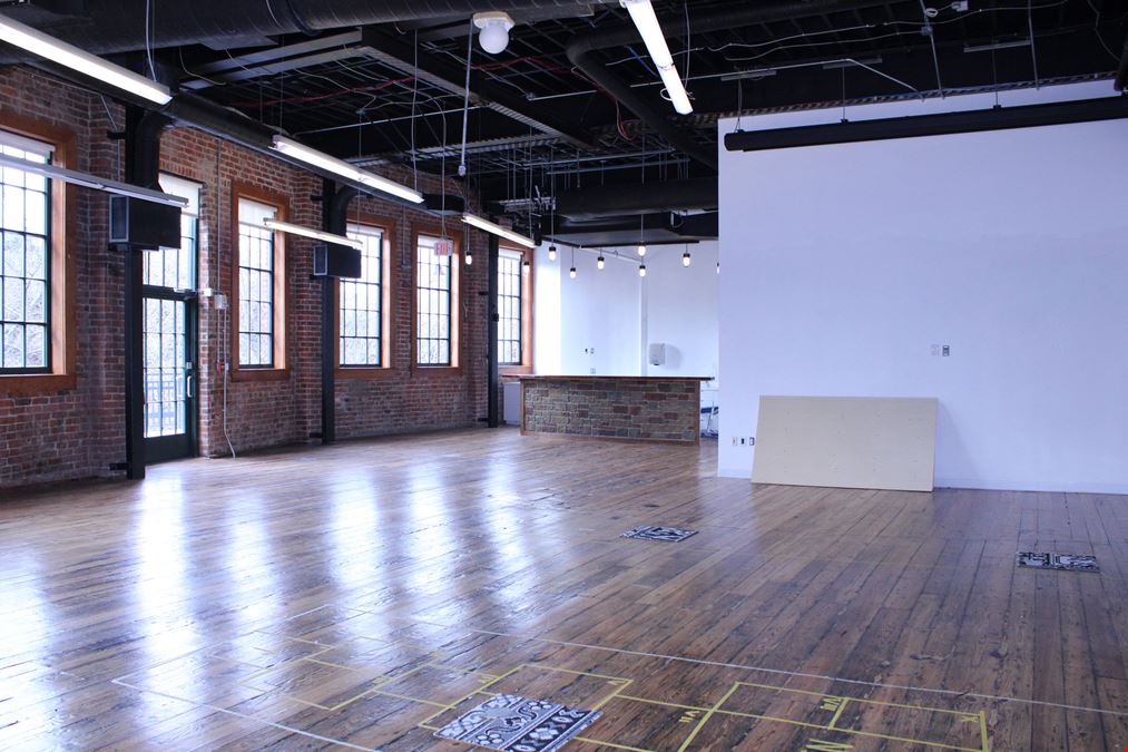 Lady Byrd Hat Building