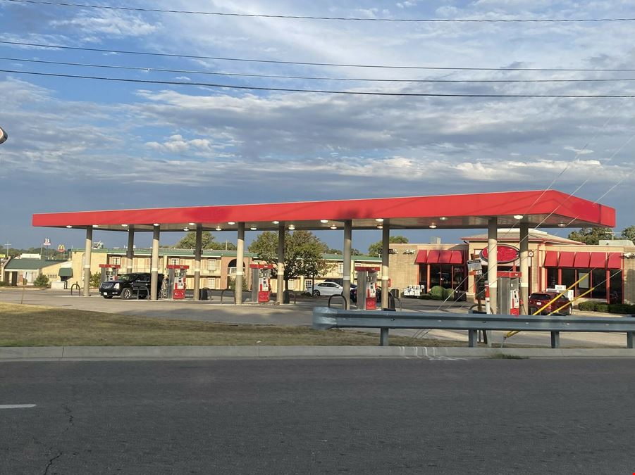 C-Store or Retail for Lease Monett, MO