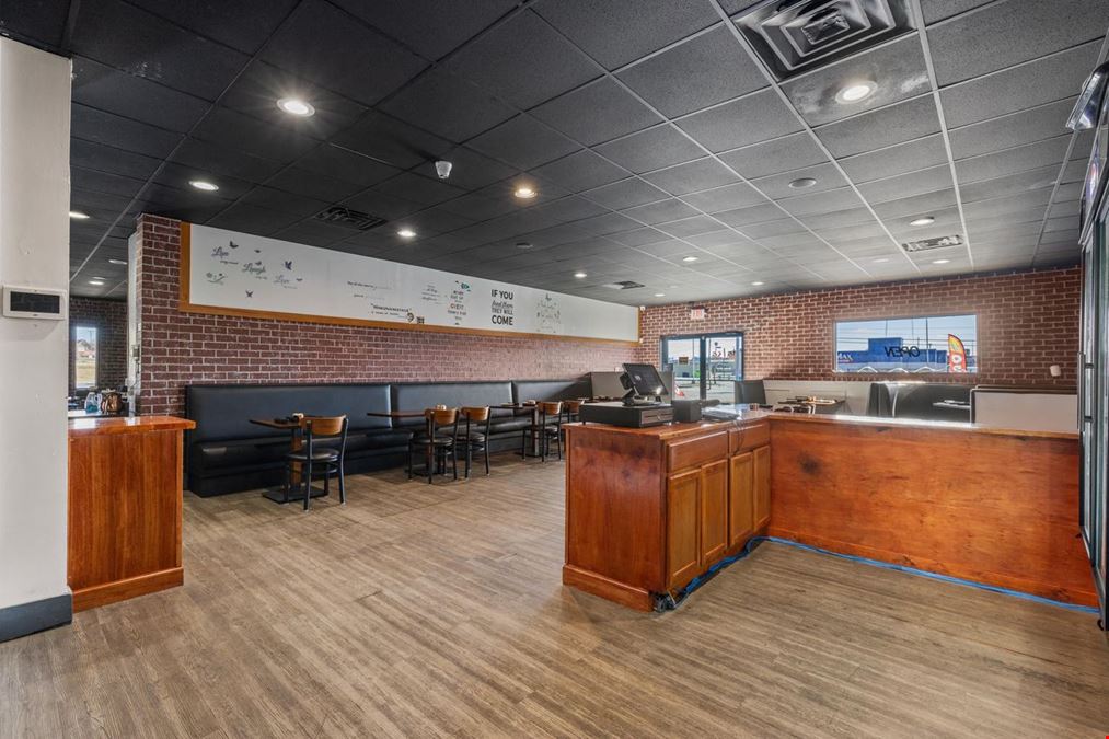1716 W Andrew Johnson Hwy