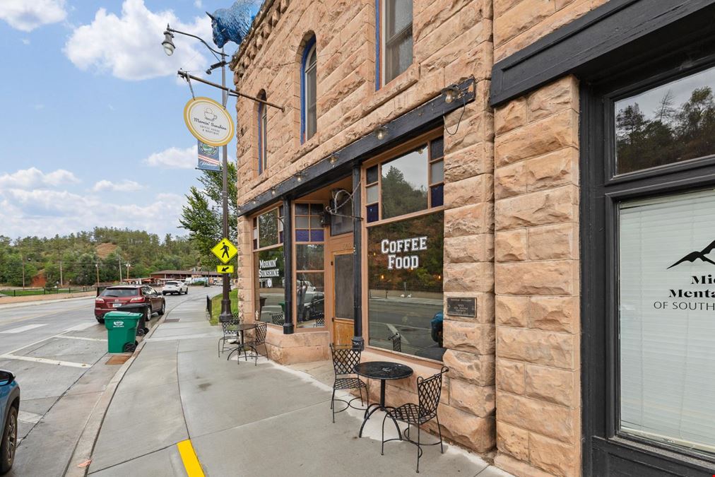Retail front with apartment