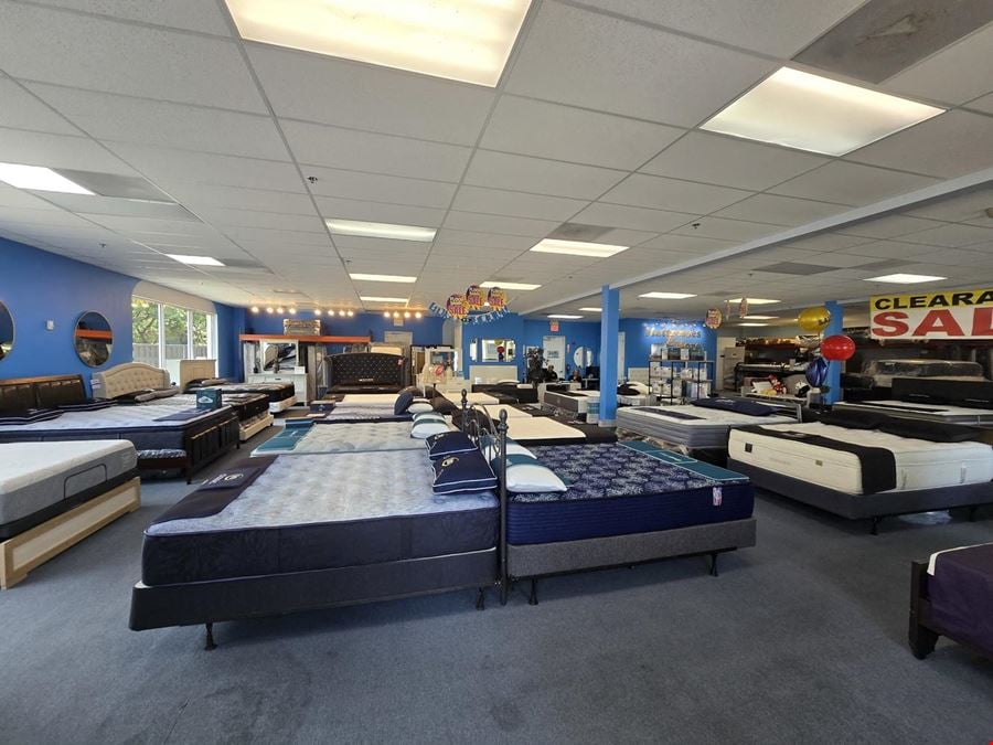 Retail/Office Corner Unit 100-101-102