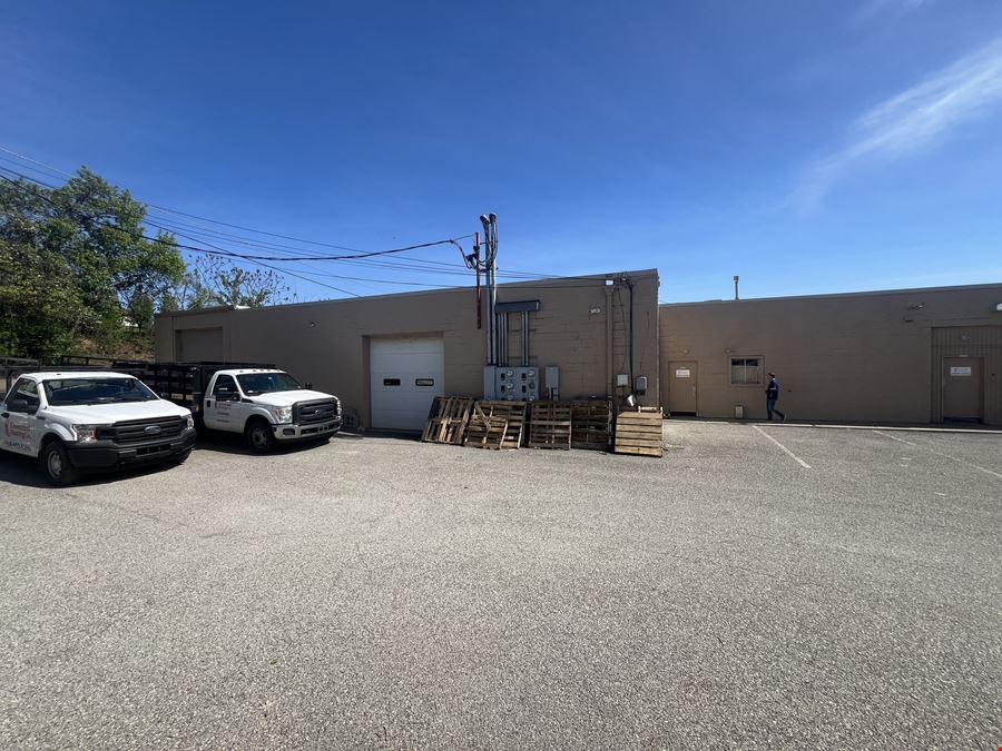 Jackson Plaza | Retail Space Available