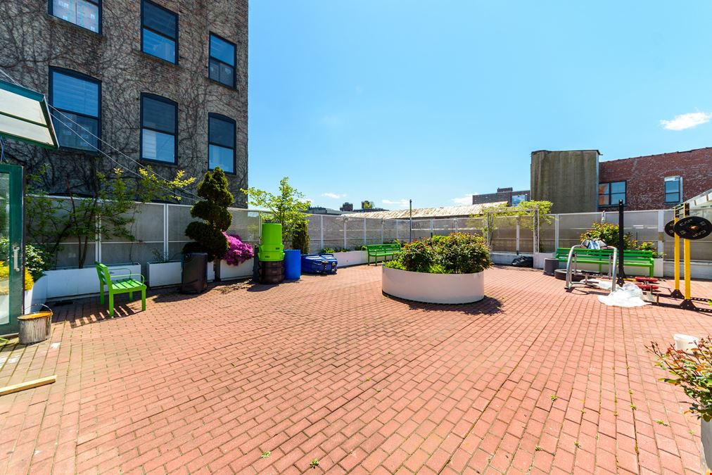7,700 SF | 229 Cook Street | Bright Open-Plan Studio Space in the Heart of Bushwick for Lease