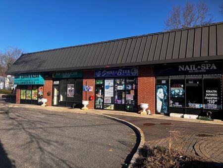 Preview of Retail space for Rent at 905 East Jericho Tpke.