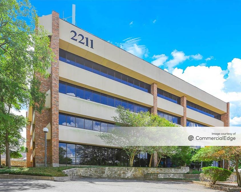 Forum Park Office Building