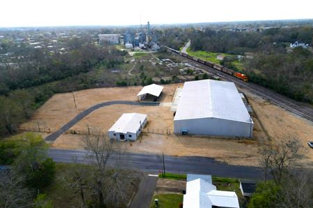Preview of Industrial space for Rent at 301 Gundy Ln