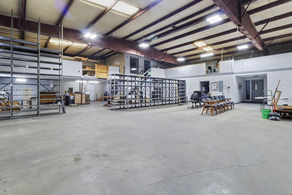 +/- 8,000 SF Industrial Building w/ I4 Zoning