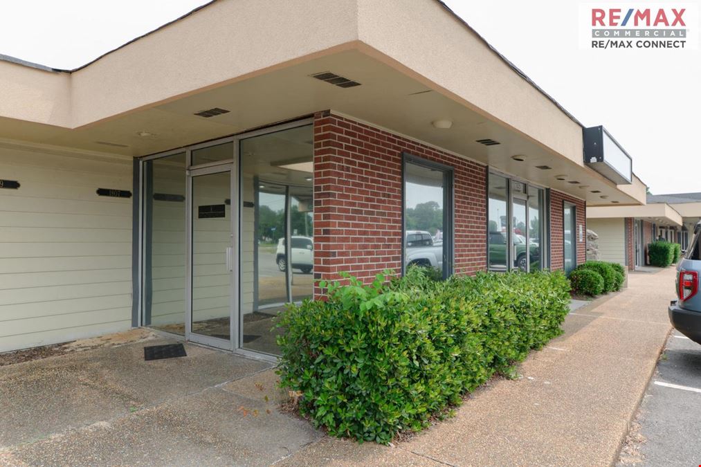 1747-1811 GWMH - The Point Shoppes