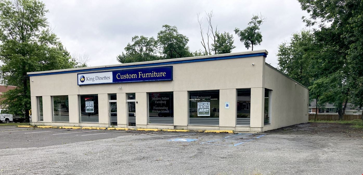 Single-Story Retail Building For Lease
