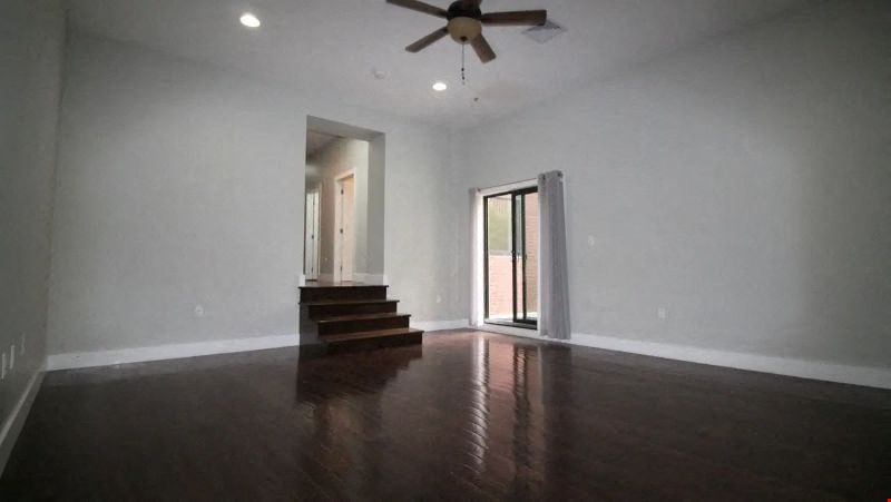 83 Beaver St