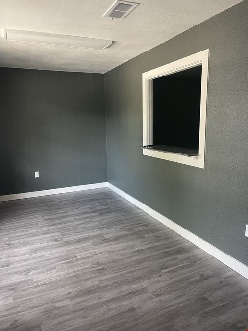 MOVE-IN SPECIAL! AFFORDABLE OFFICE SPACE AVAILABLE
