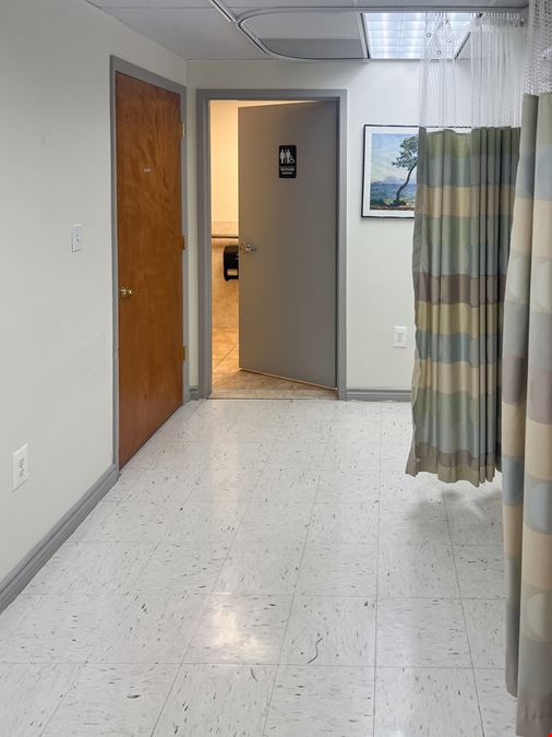 3,000 SF | 3041 Avenue U | Built Out Medical Office for Lease