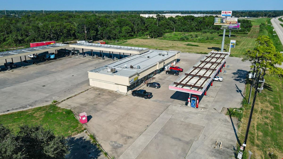 5168 NE I-10 Frontage Rd