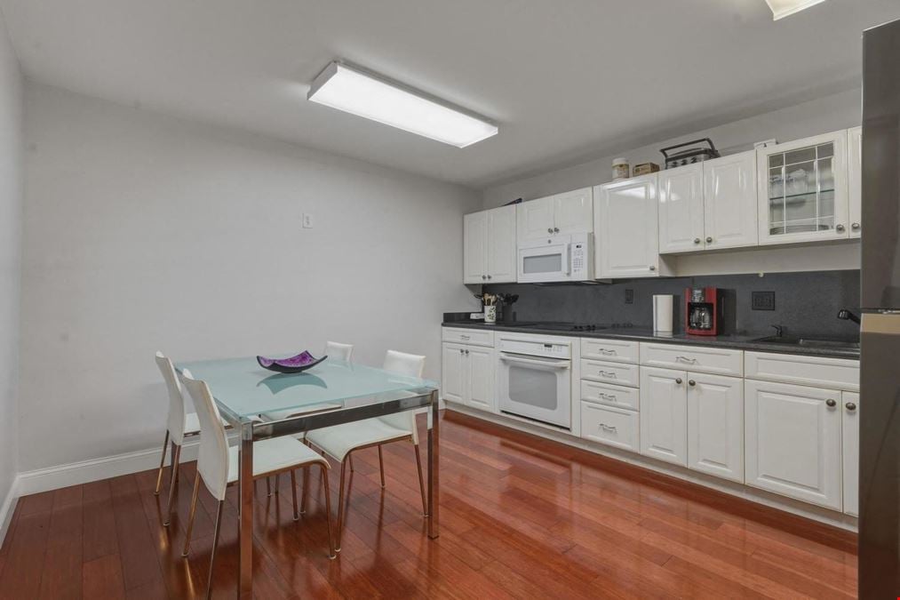 Freestanding fully renovated Flex Space
