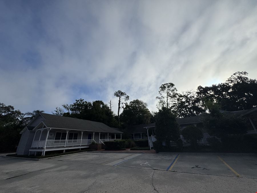 Pebble Hill Commons