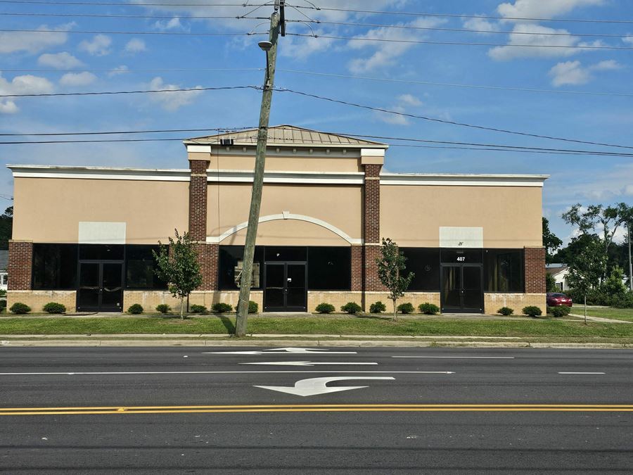 3-Bay Strip Center on Gillespie St