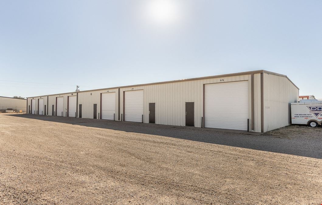 Flex Space (1,200 Sq Ft)