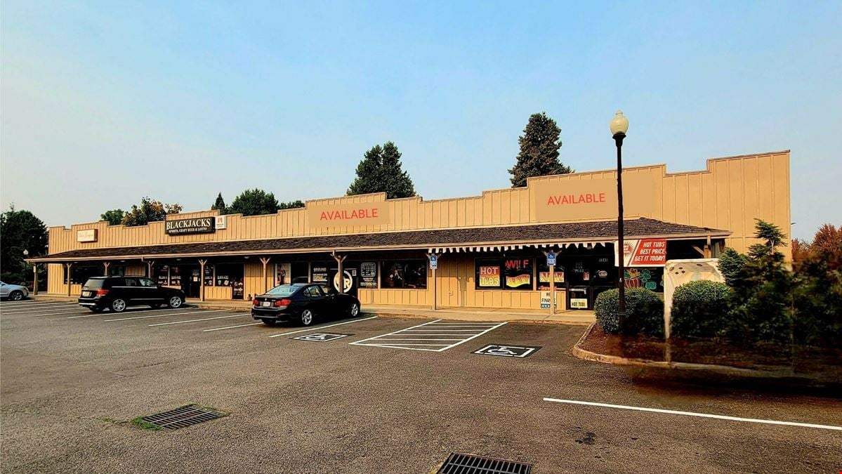 5245 - 5247 Commercial St SE