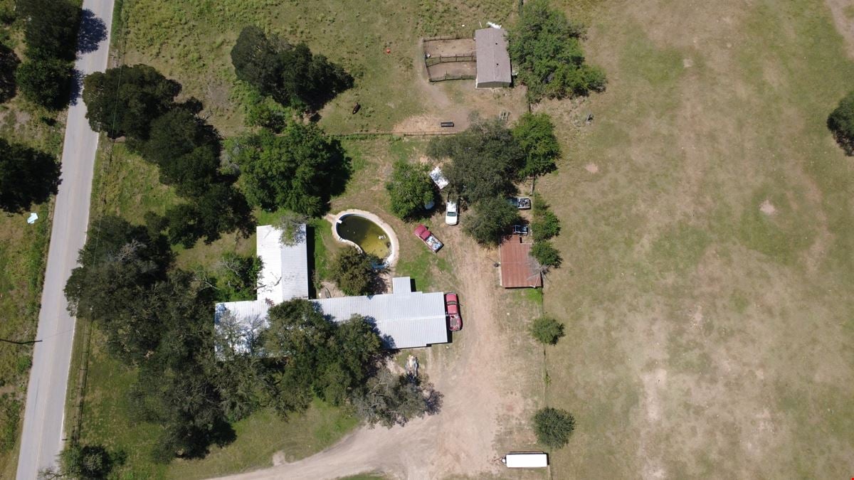 5203 & 5204 Cadillac Drive
