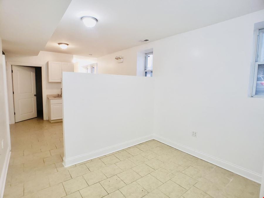 3525 W Belmont Ave, Chicago, IL