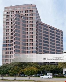 Summit at Las Colinas