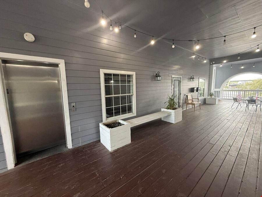 605 Bradford Ave Ste 207