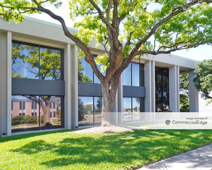 Centerview Crossing Office Park - Sabine Building