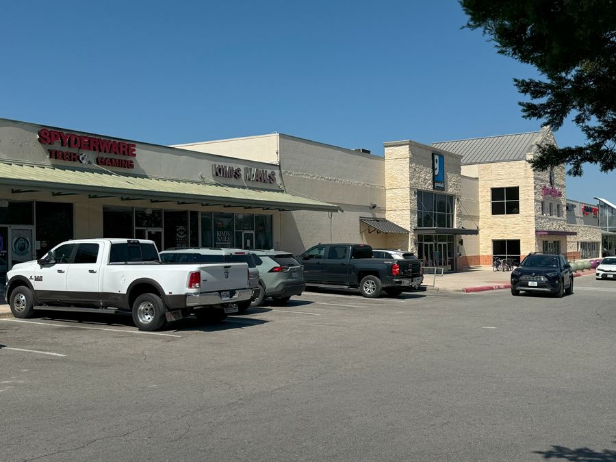 BULVERDE RETAIL CENTER