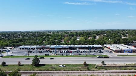 Preview of commercial space at 1029 N Saginaw Blvd