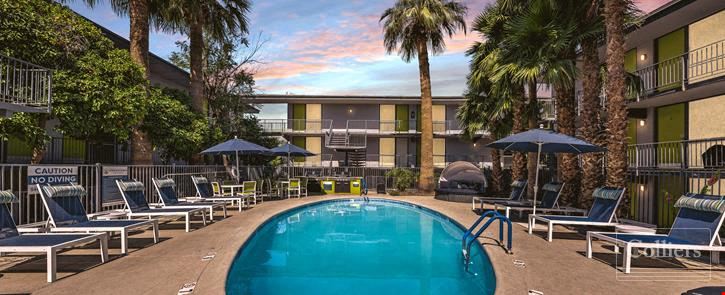 Garden Style Multifamily Community for Sale in Central Pheonix