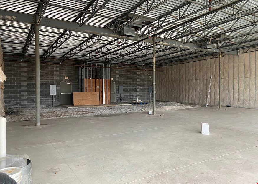 3890 Range Line St - Suite 107