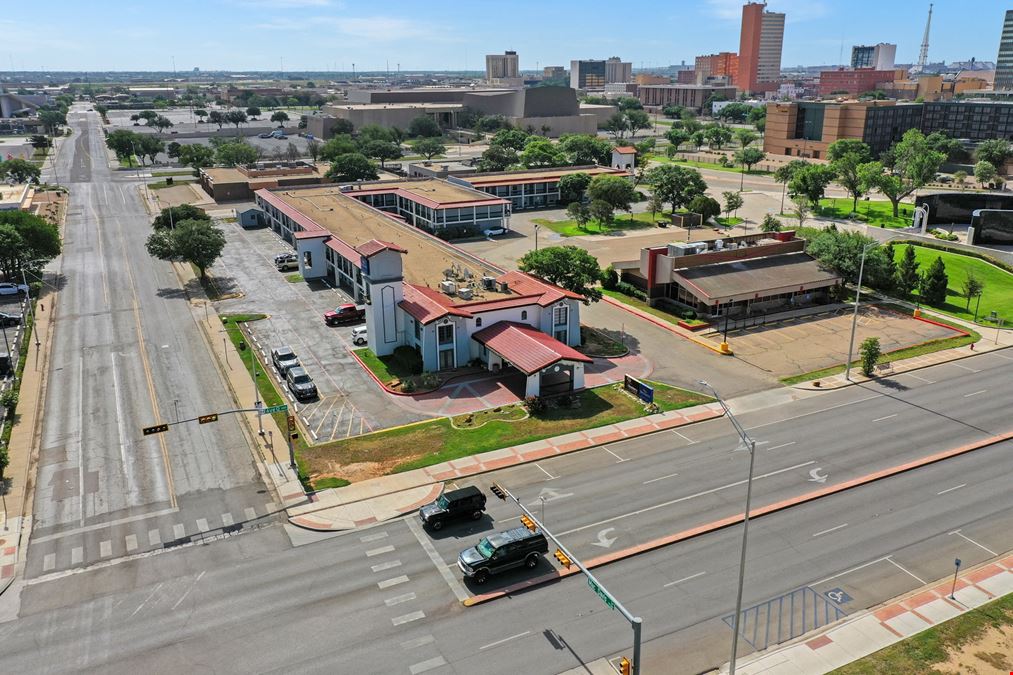 Baymont by Wyndham - Downtown Civic Center