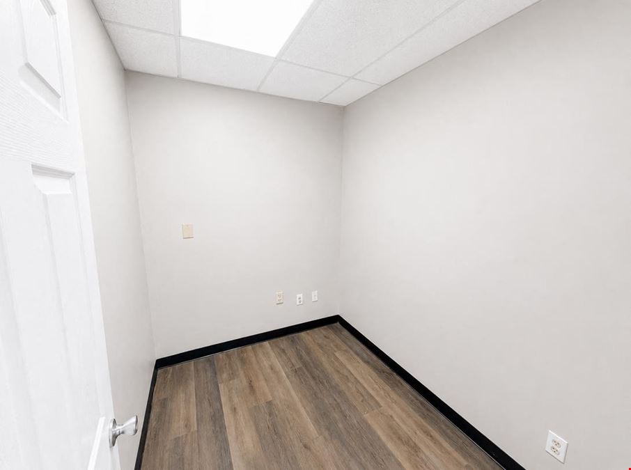 2101 S Hamilton, suite 208