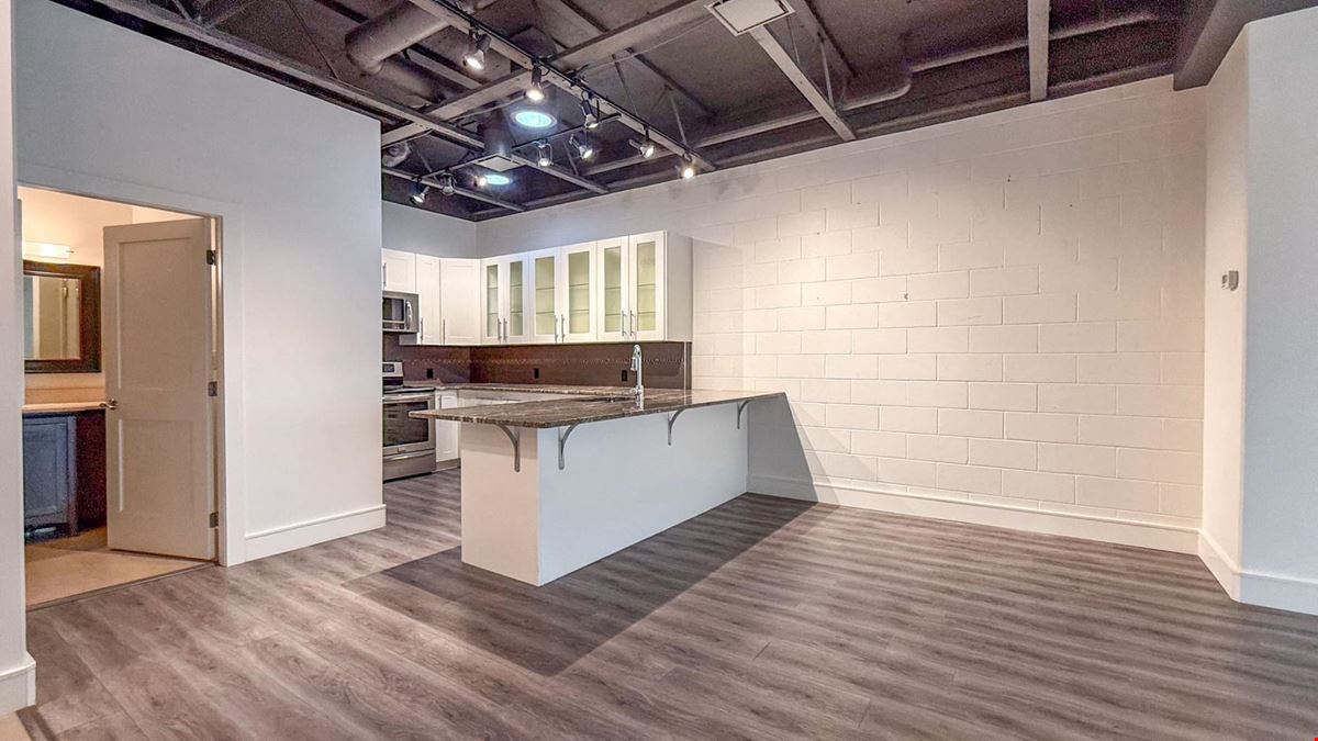 Flexible 2nd floor commercial space totalling 763 SF on St. Paul Street in Kelowna’s downtown core.