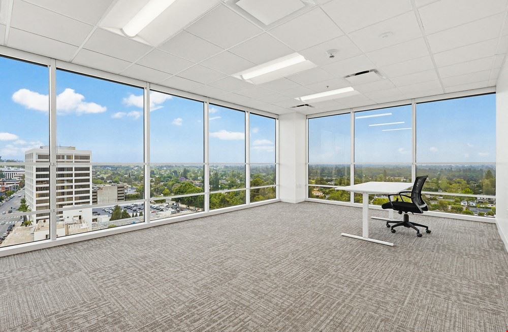 Encino Financial Center | Penthouse B