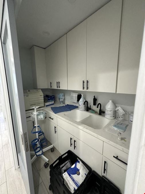 Suite 830 Medical/Dental Office for Sale