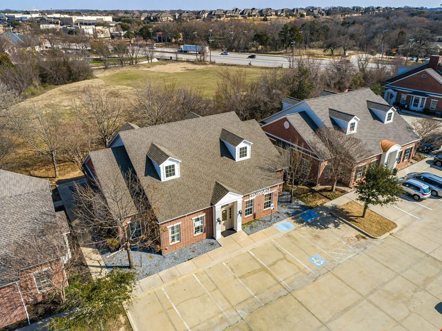 109 River Oaks 