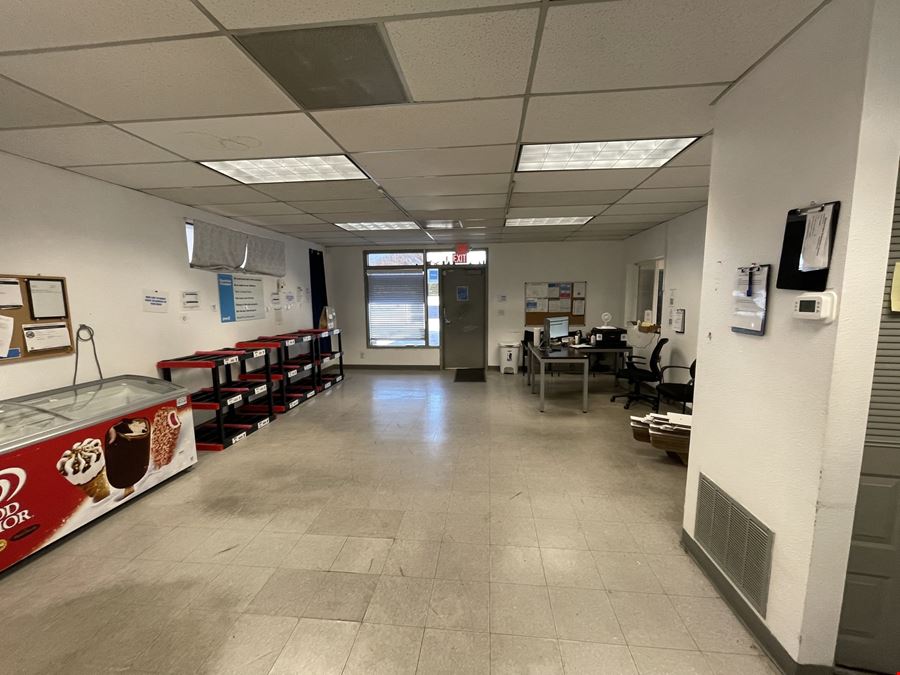 Warehouse with Showroom/Office