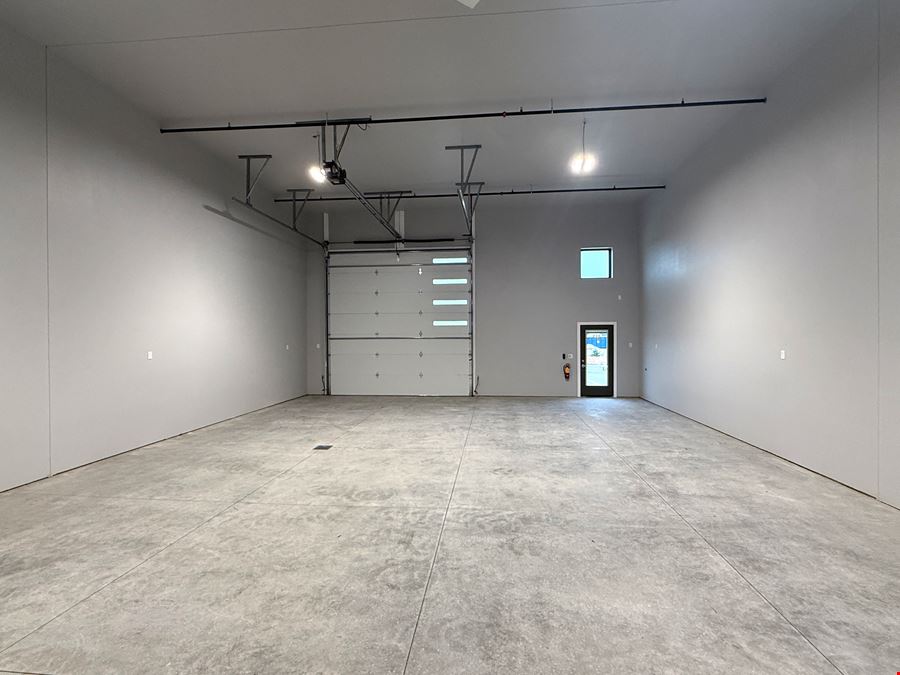 109 Fisher Lane, Unit 413