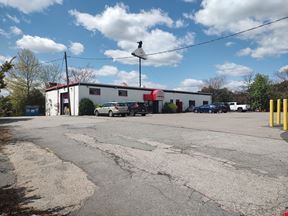 Retail/commercial space in prime retail area